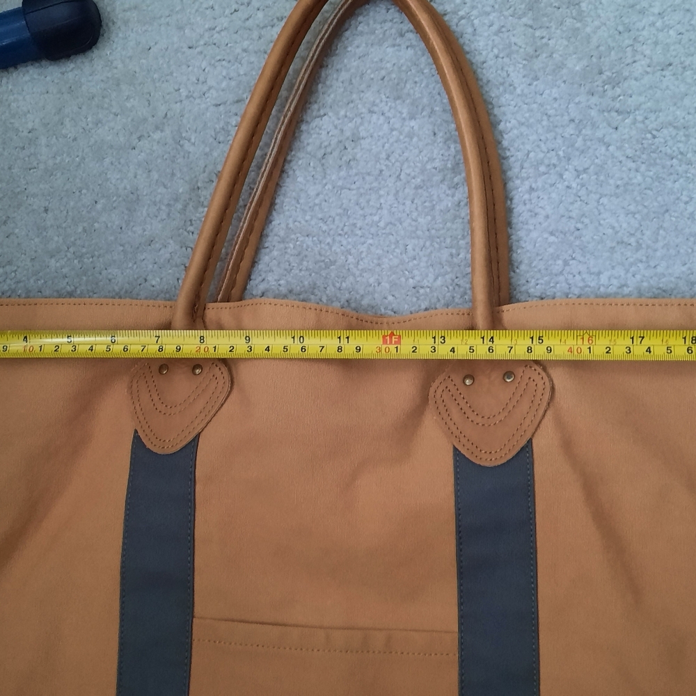 Genuine LL BEAN  Boat & Tote Bag Full Grain Leather Handles vintage Khaki/Green - Picture 4 of 10